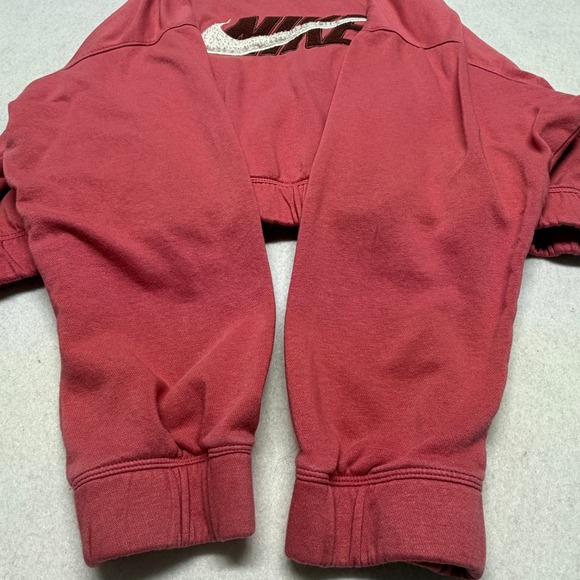 Nike Cropped Sweatshirt Big Logo Center Swoosh Fleece Pullover Red Pink Women XL - Picture 3 of 13